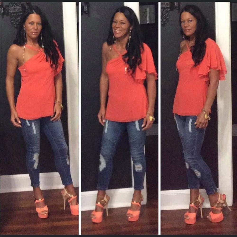 bebe one shoulder top xs